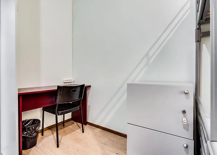 Mister * リヴィウ