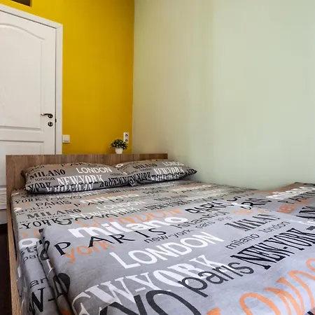 Hostal Mister Leópolis