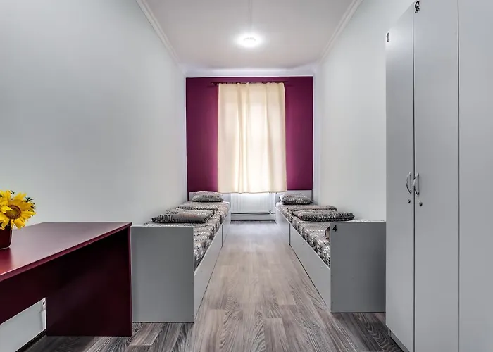 Mister Хостел *